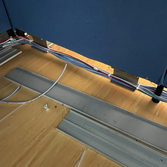 巨將通訊工程行- 台南監視器安裝維修|台南OA辦公家具配線|高雄門禁系統|台南門禁系統-OA前置作業配線拉線-7